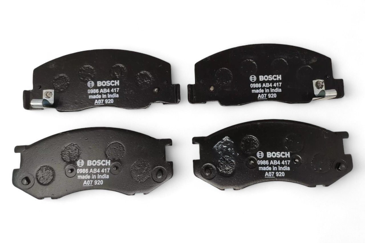 Bosch Front Brake Pad Set AV716560