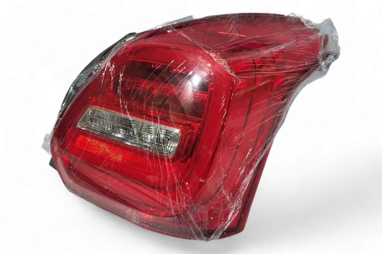 Lumax Rear Tail Lamp - RH AV368557