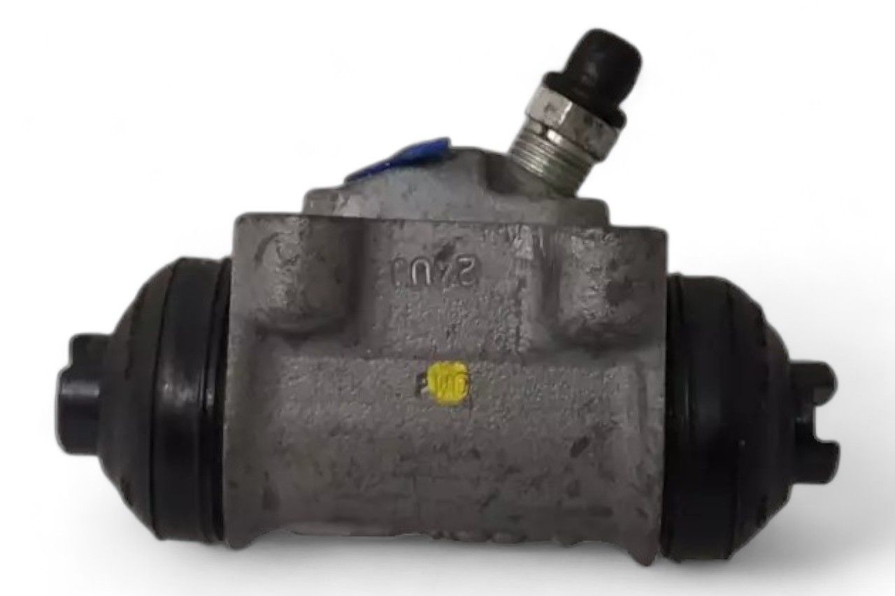 TVS Girling Rear Wheel Brake Cylinder - RH AV874603