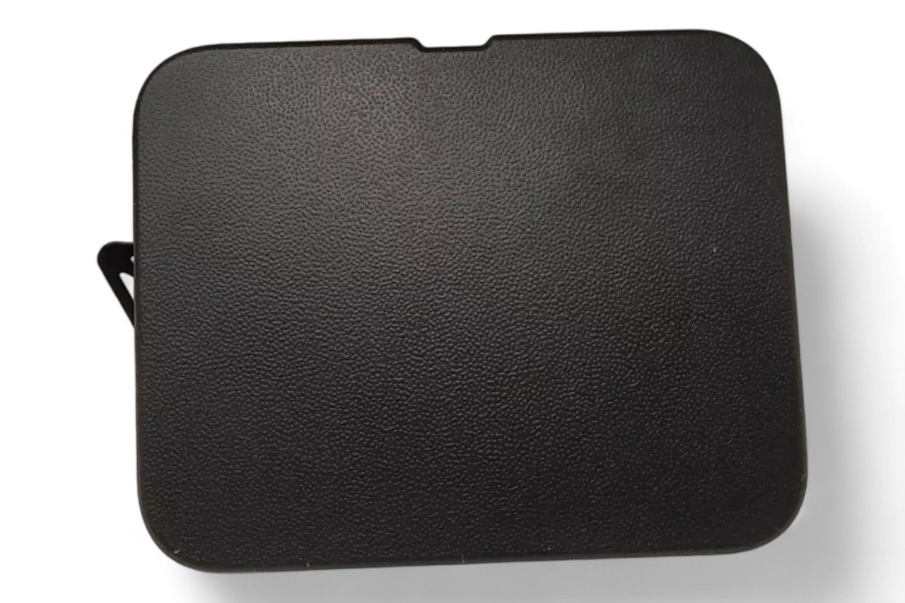 Nissan/Renault Towing Cap AV559914