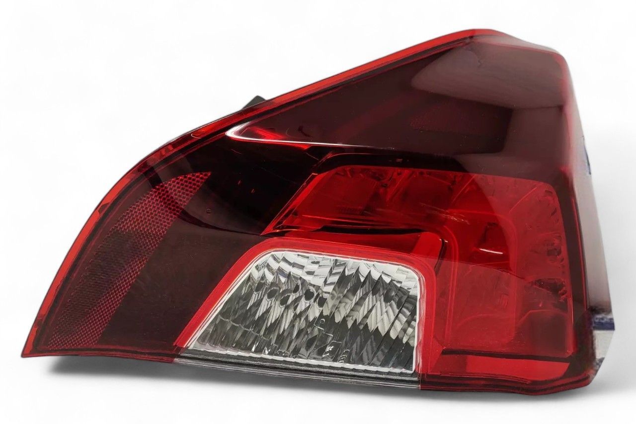 Lumax Rear Tail Lamp - LH AV631345