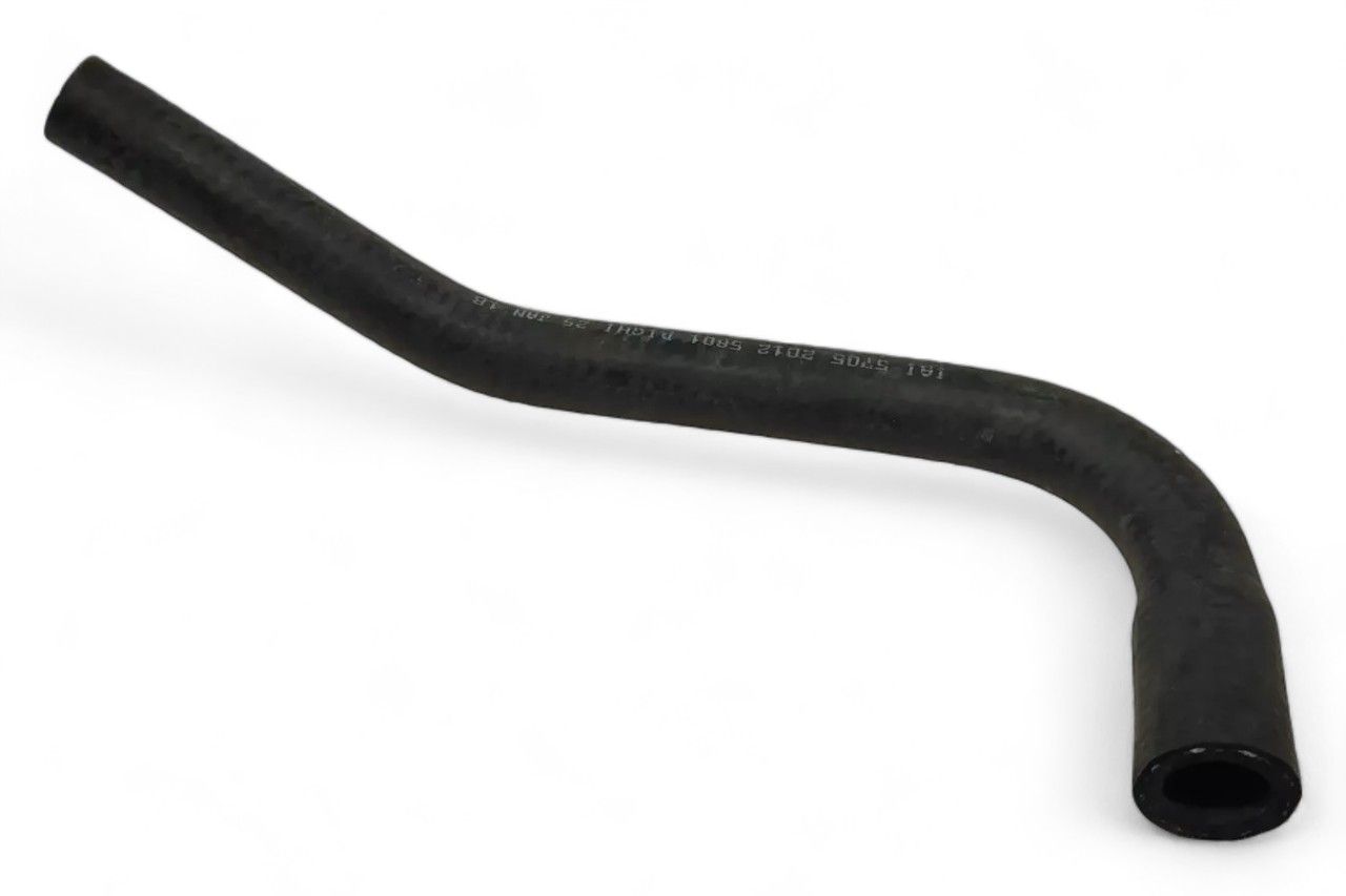 Tata Rubber Hose(CyLHead Nipple To Water Pum AV656930
