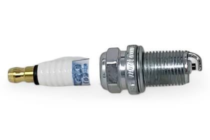 Champion Spark Plug RC10WYPB4