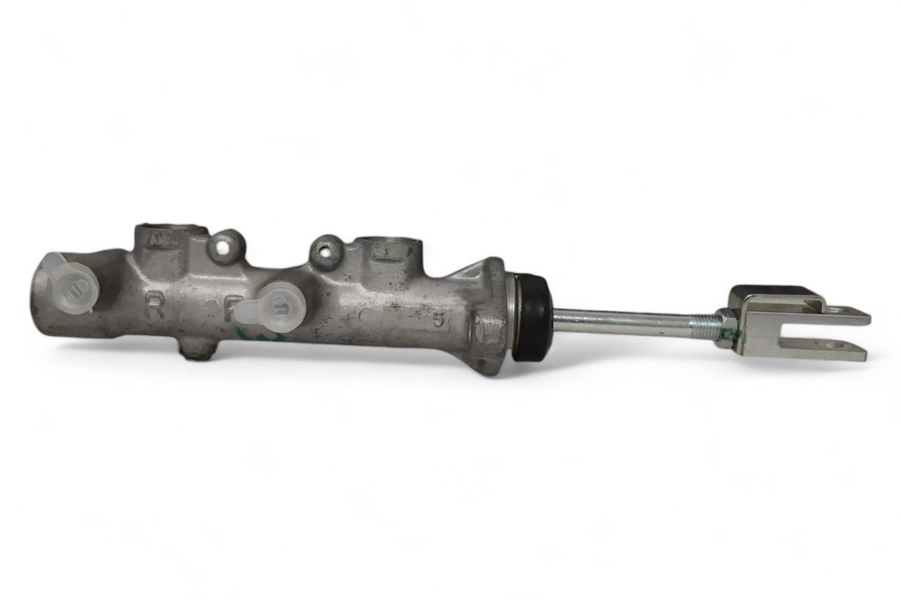 Bosch Brake Master Cylinder AV153974