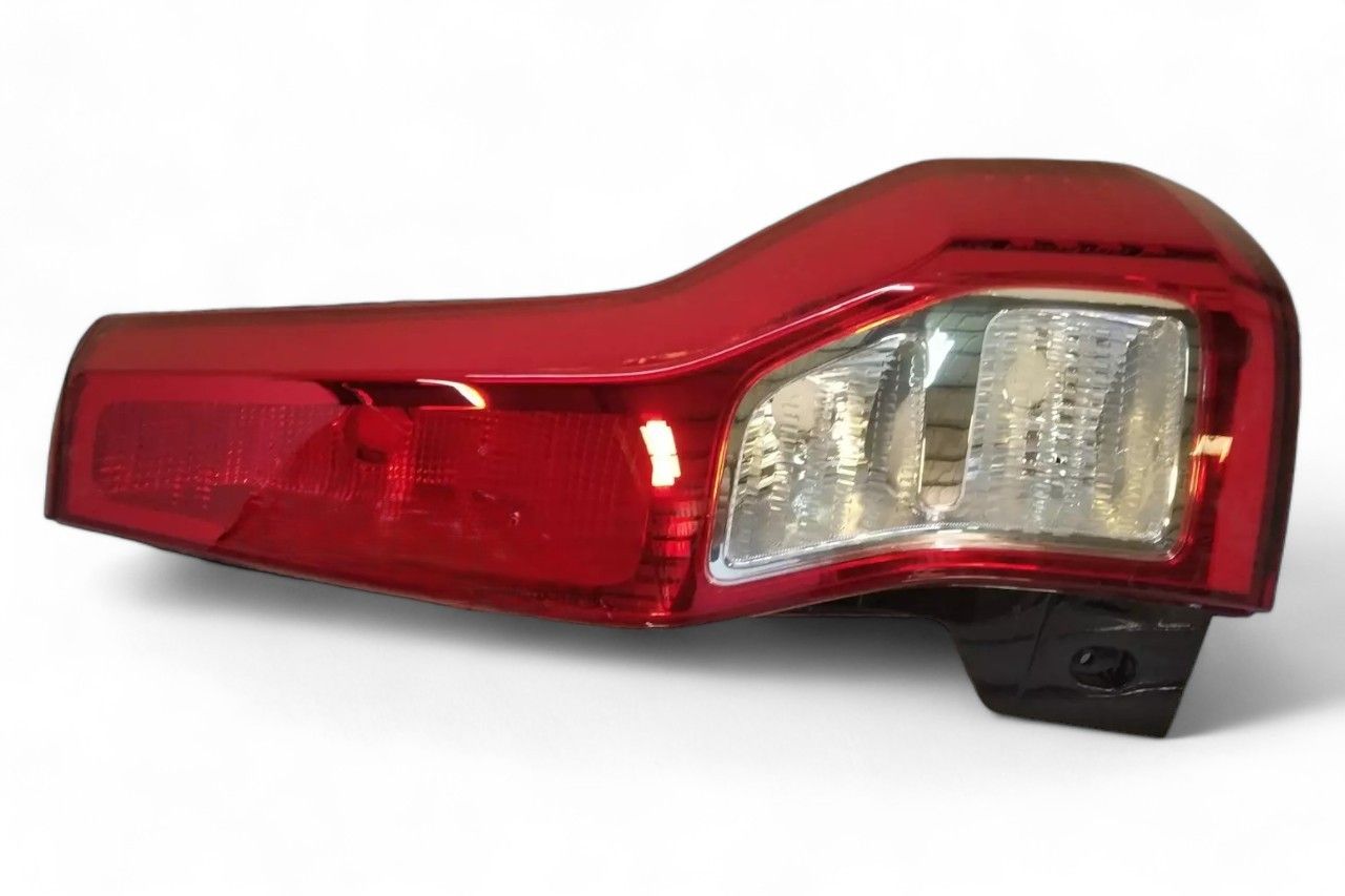 Uno Minda Rear Tail Lamp - RH TL-6649MB