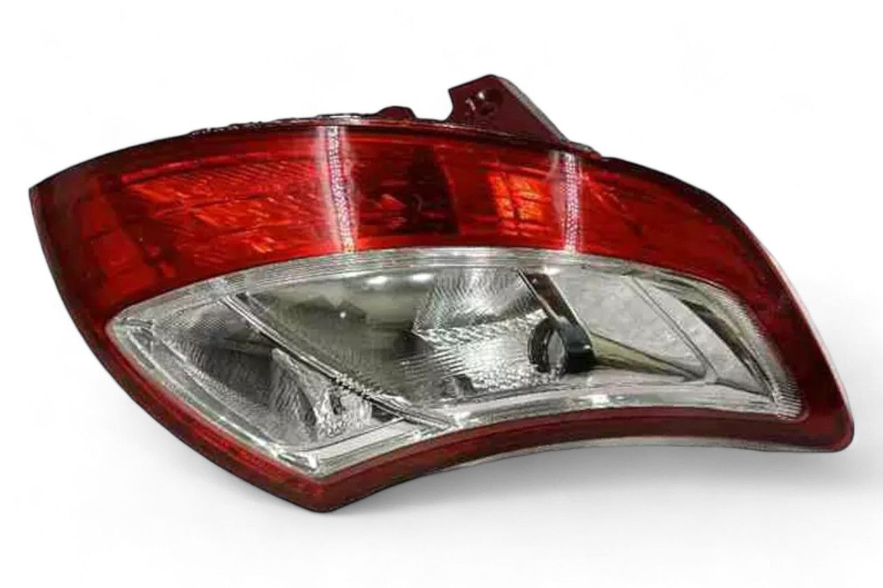Uno Minda Rear Tail Lamp - RH TL-6657M