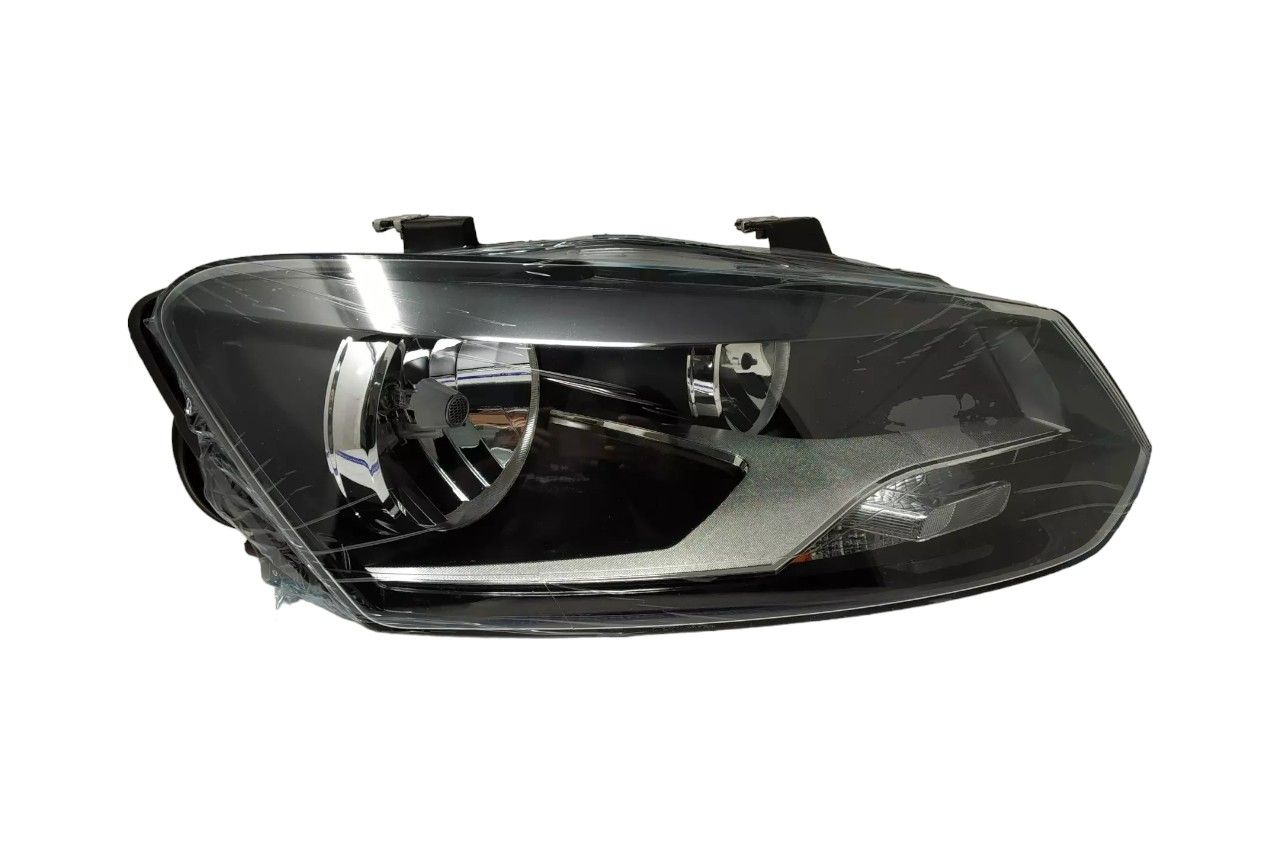 VAG (VW, Audi, Skoda) Head Lamp - RH AV318321