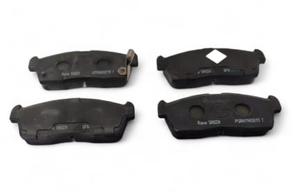 Maruti Suzuki Front Brake Pad Set AV897590