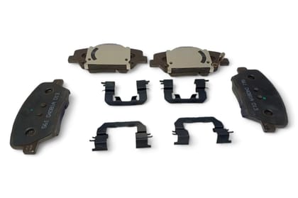 Hyundai/Kia Front Brake Pad Set AV389651