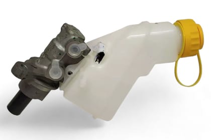 Bosch Brake Master Cylinder AV168454