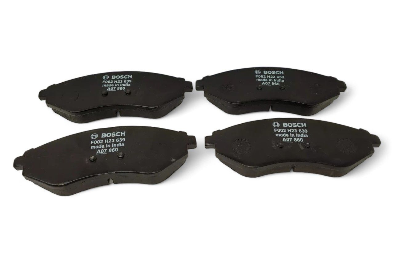 Bosch Front Brake Pad Set AV819526