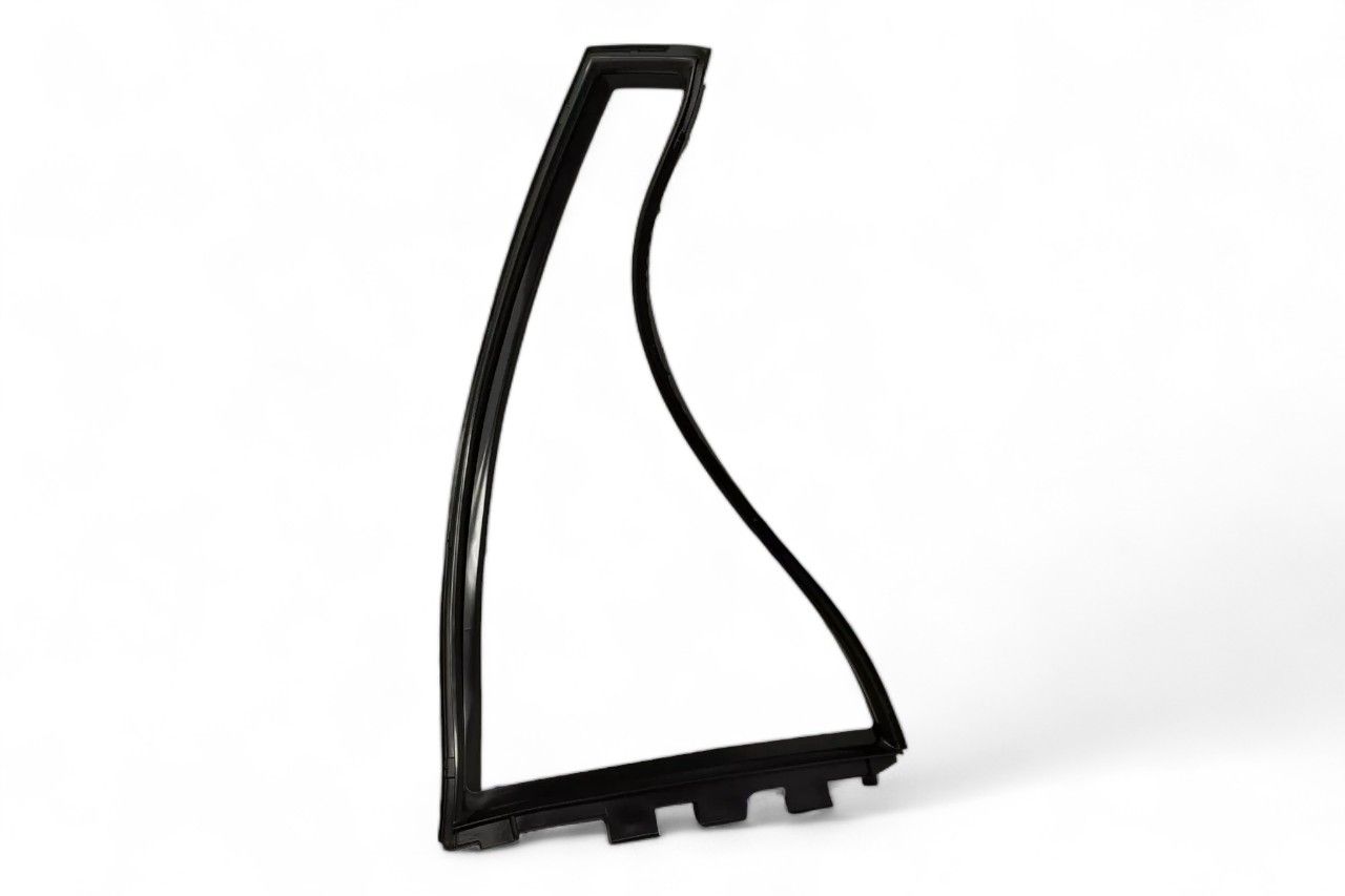 Toyota/Lexus Rear Quarter Glass beeding - RH AV327219
