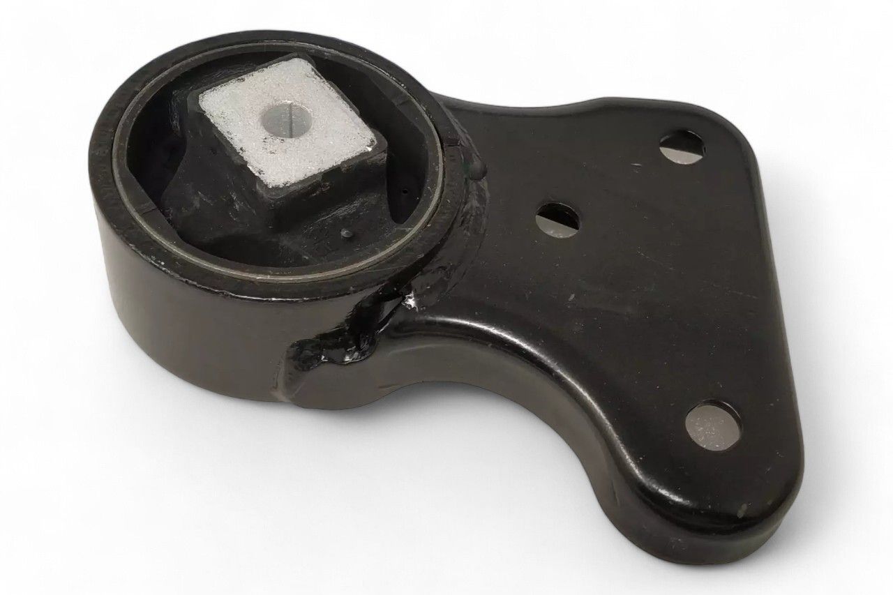 Tata Engine Mounting Pad C AV794890