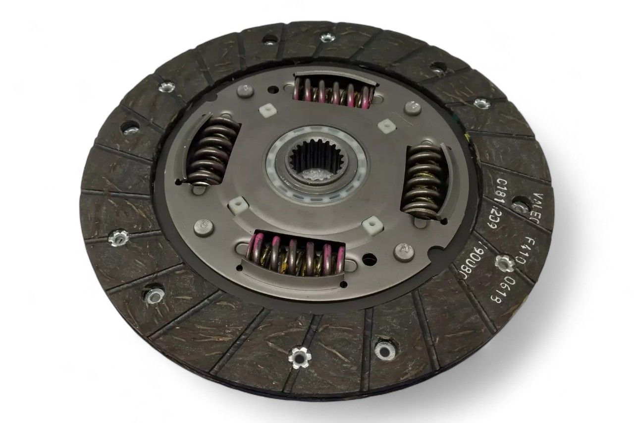 Maruti Suzuki Clutch Disc Assy AV748168