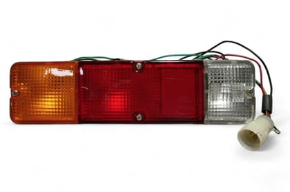 Lumax Rear Tail Lamp - RH AV407335