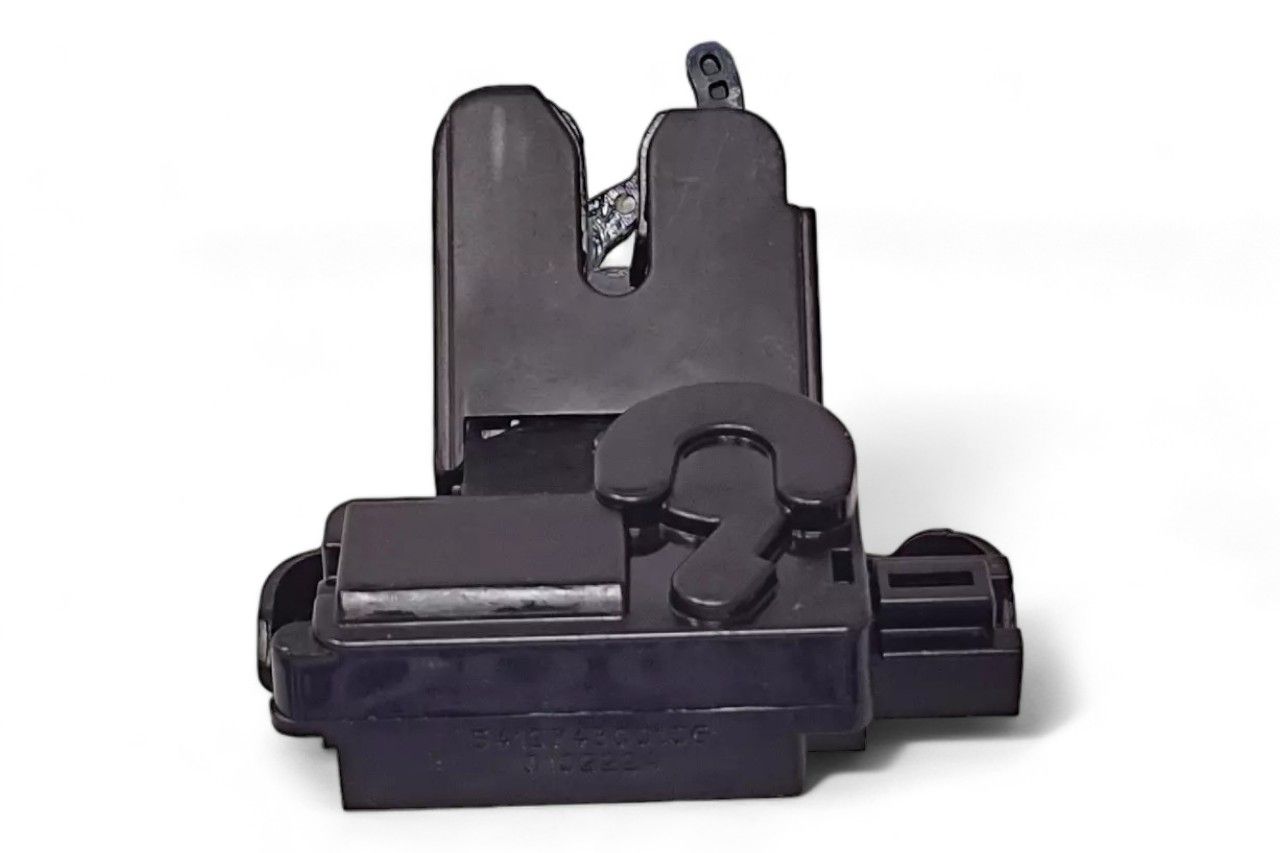 Tata Trunk Lid Latch Assy AV576214