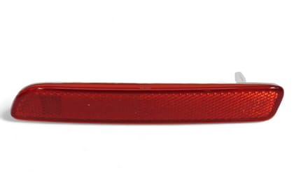 Maruti Suzuki Rear Reflector Assy - RH AV158691