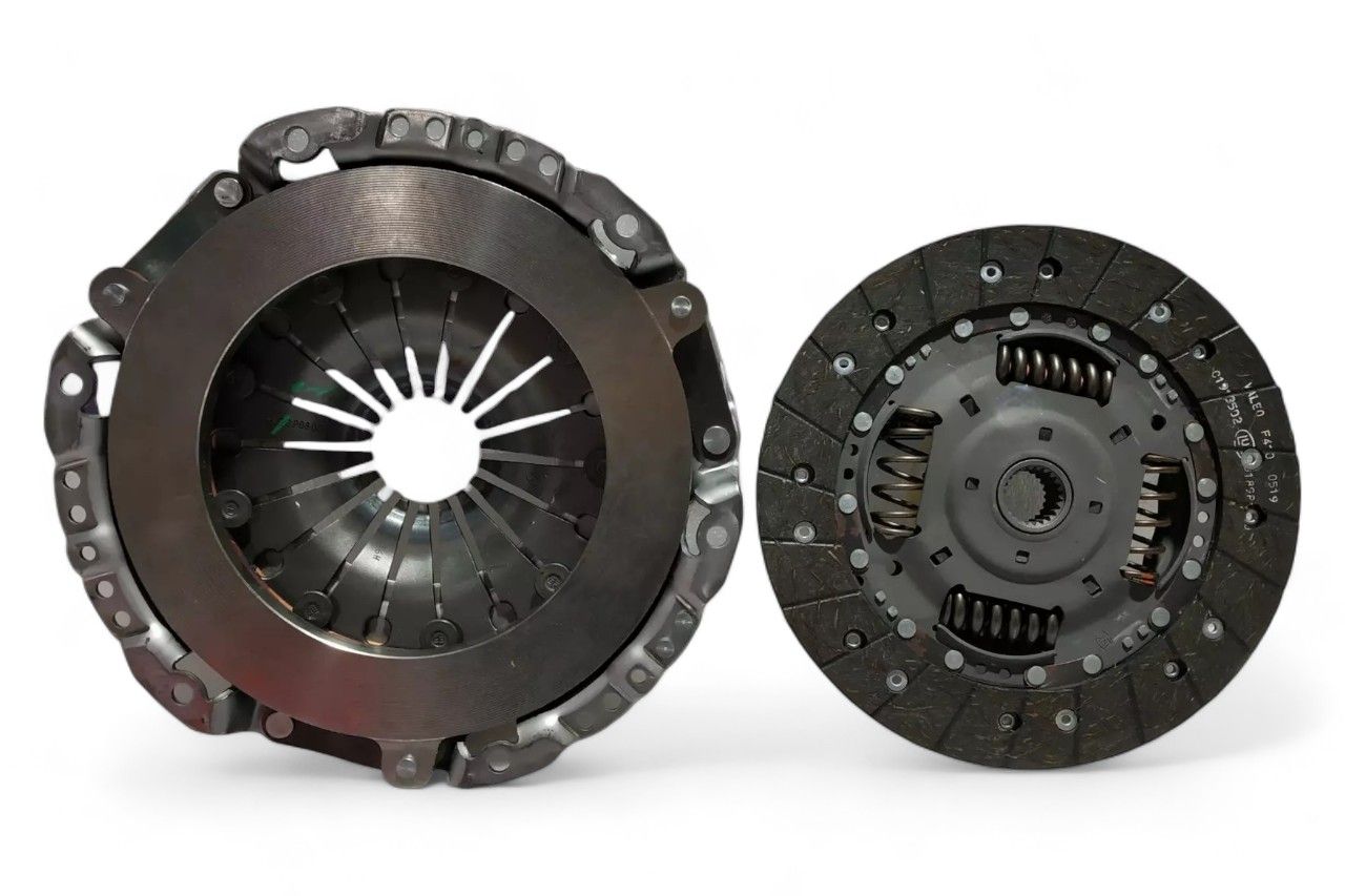Luk Clutch Set (Disc+Pressure Plate) AV789923