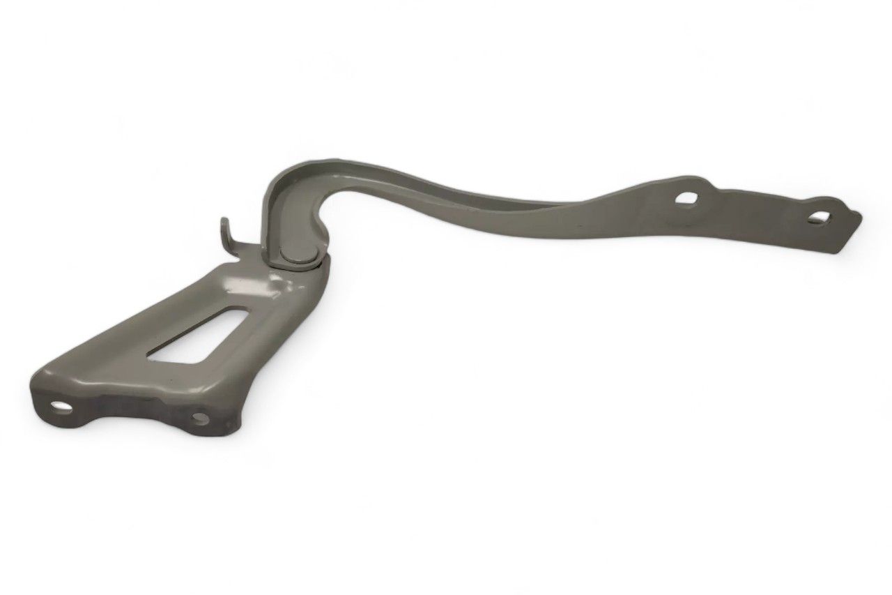 Maruti Suzuki Bonnet Hinge Assy - RH AV908342