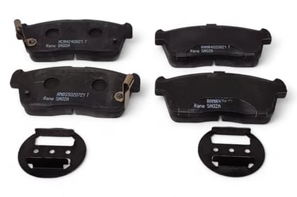 Maruti Suzuki Front Brake Pad Set AV898888