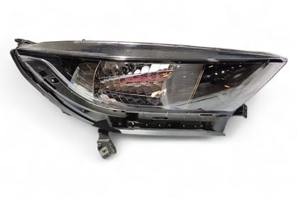 Tata Head Lamp - RH AV116273