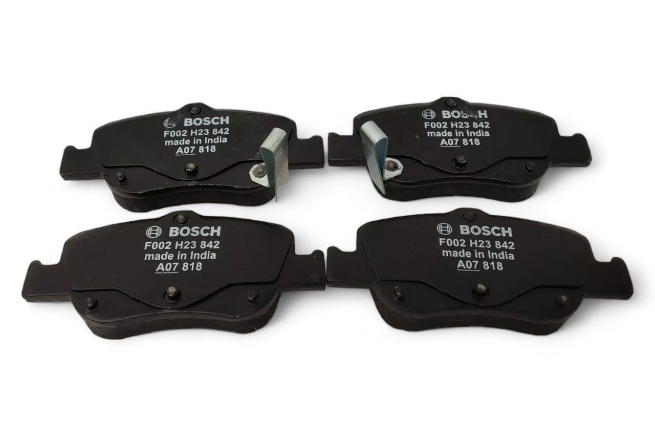 Bosch Rear Brake Pad Set AV786277