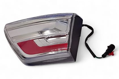 Tata Rear Tail Lamp (Trunk Side) - RH AV889433