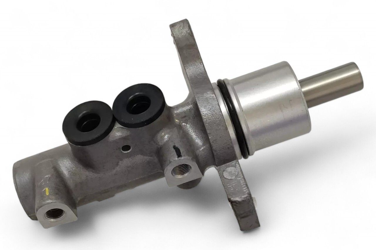 TVS Girling Brake Master Cylinder AV411366
