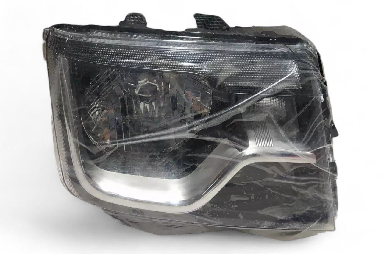 Lumax Head Lamp - RH AV750474
