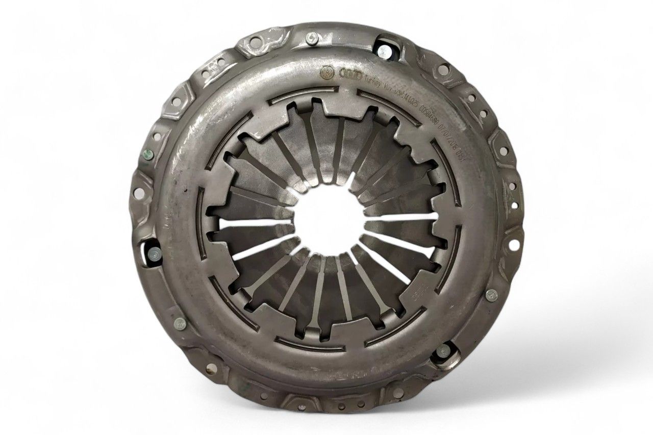 VAG (VW, Audi, Skoda) Clutch Cover Assy AV637830