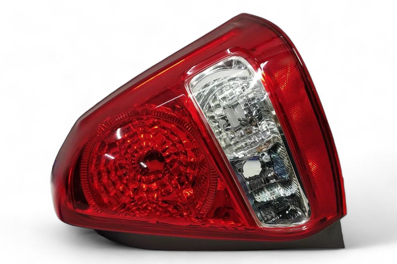 Toyota/Lexus Rear Tail Lamp - RH 81551-0D310