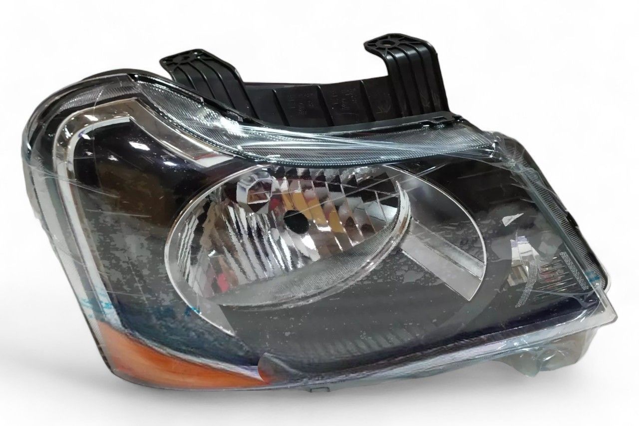 Lumax Head Lamp - RH AV780228