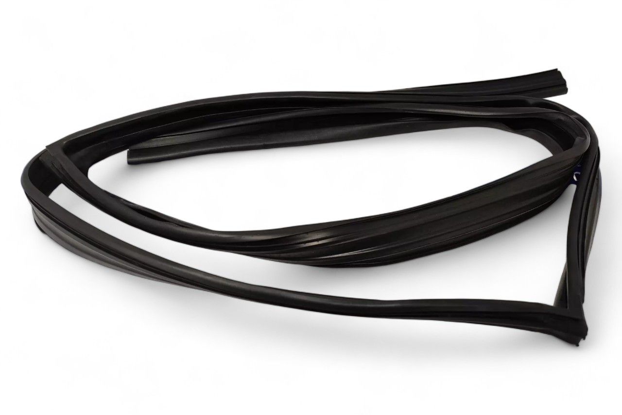 Toyota/Lexus Rear Door Glass Run - LH AV445158