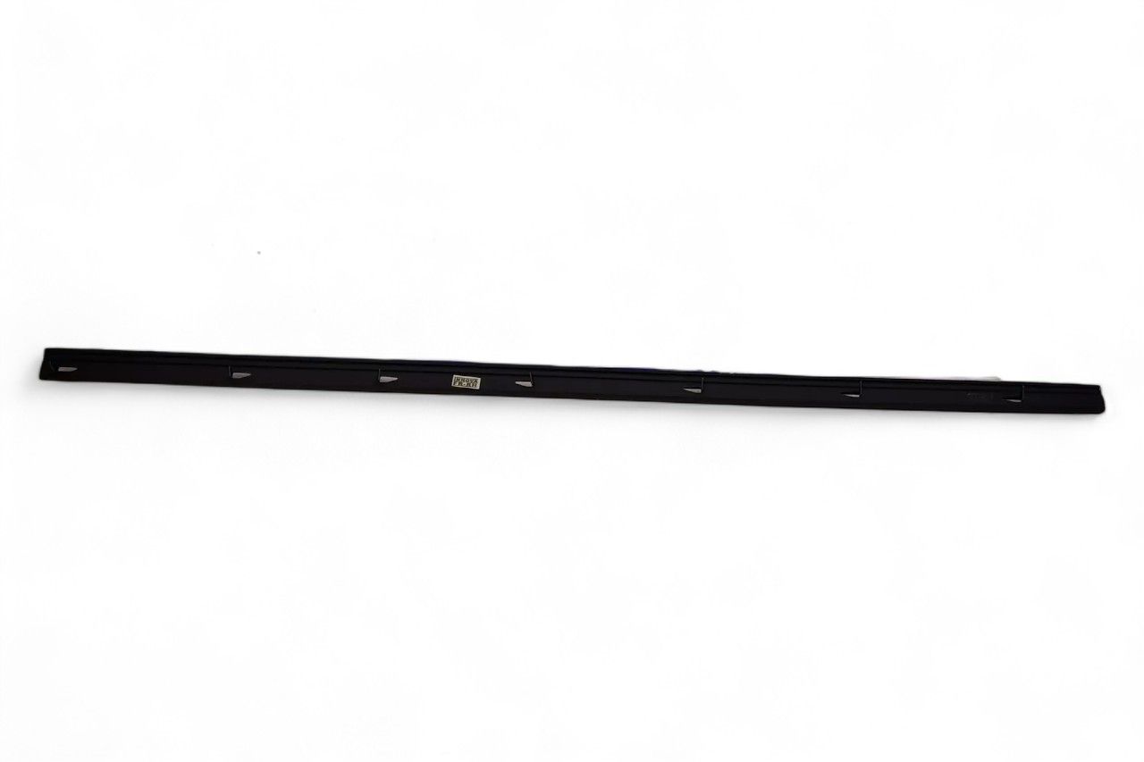 Toyota/Lexus Front Door Inner Weatherstrip - RH AV881869