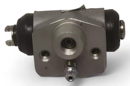 Maruti Suzuki Rear Wheel Brake Cylinder AV153088