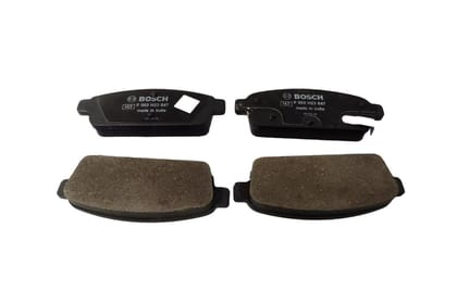 Bosch Rear Brake Pad Set AV438051