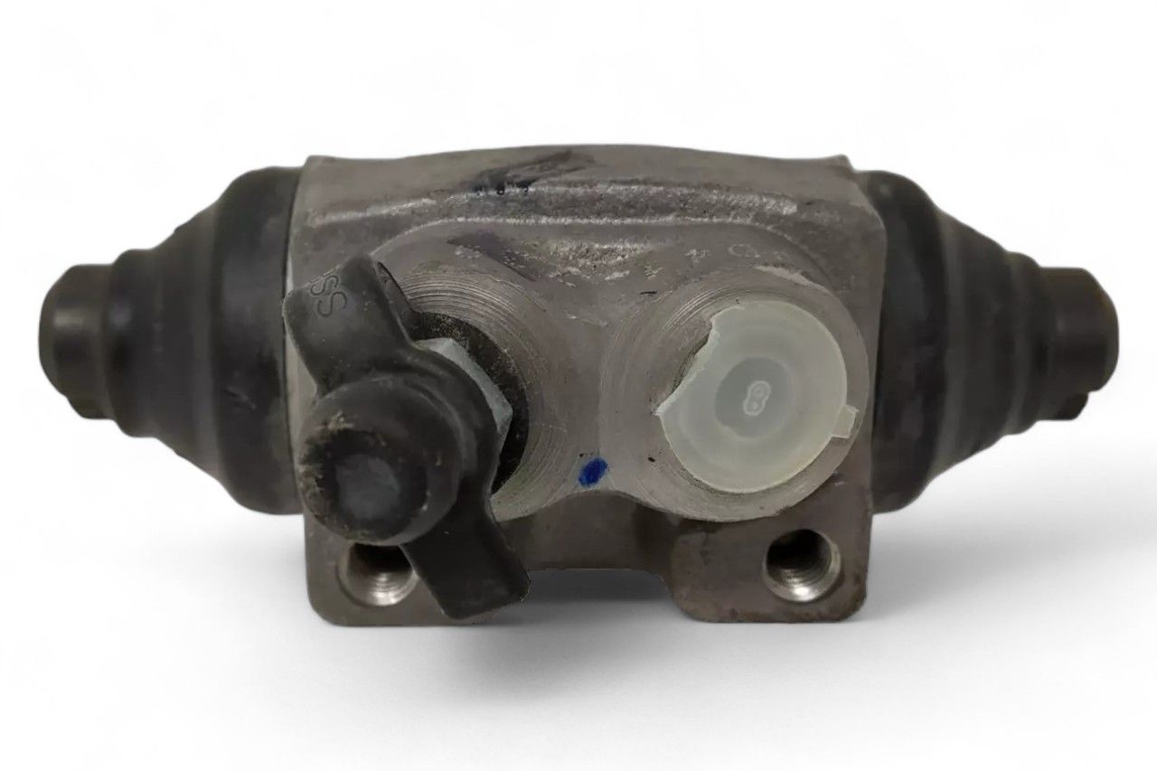 Hyundai/Kia Rear Wheel Brake Cylinder AV263042