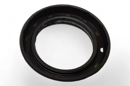 Maruti Suzuki Differential Side Oil Seal - RH AV769385