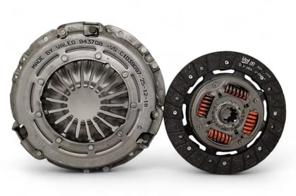 Valeo Clutch Set (Disc+Pressure Plate) 843610