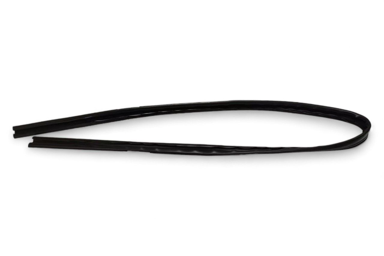 Toyota/Lexus Front Door Glass Run - RH AV495222