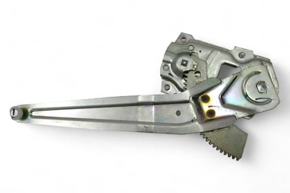 Maruti Suzuki Rear Window Regulator Manual - RH AV163361
