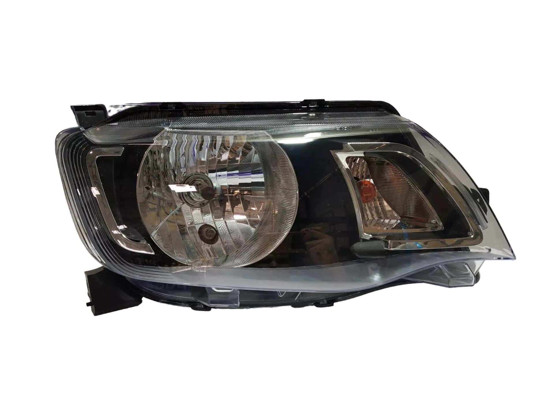 Nissan/Renault Head Lamp - RH AV401573