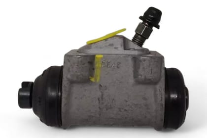 TVS Girling Rear Wheel Brake Cylinder - LH 29669319