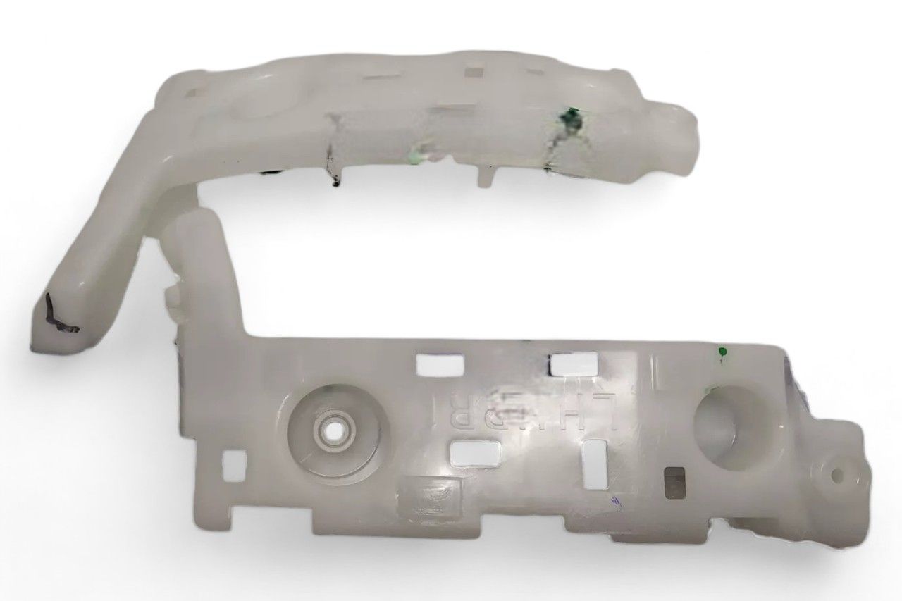 Nissan/Renault Rear Bumper Bracket Set AV218611
