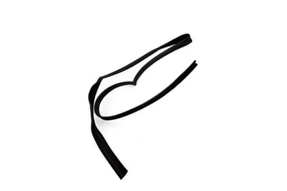 Maruti Suzuki Front Door Glass Run - LH AV653473