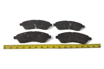 Tata Front Brake Pad Set AV862080