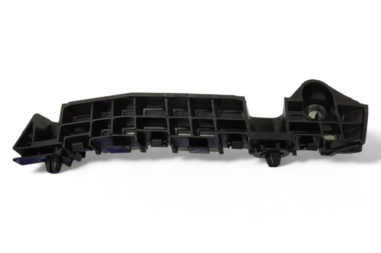 Maruti Suzuki Holder, Front Bumper - LH 71732M76M00