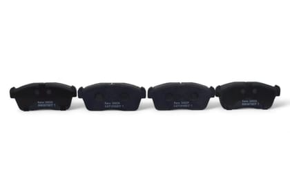 Maruti Suzuki Front Brake Pad Set AV161140