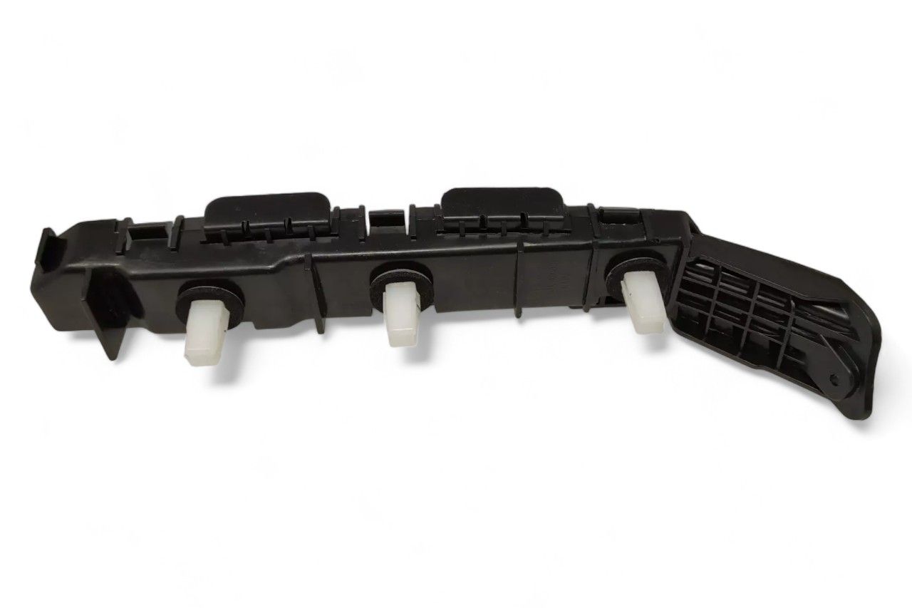 Hyundai/Kia Rear Bumper Side Bracket - RH AV421840