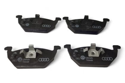 VAG (VW, Audi, Skoda) Front Brake Pad Set 1S0698151D